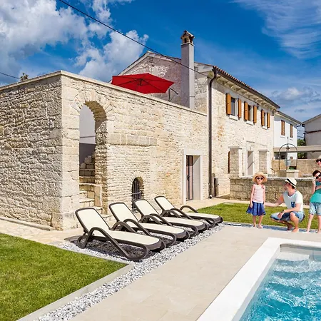 Indigenous House Komez Villa Štokovci