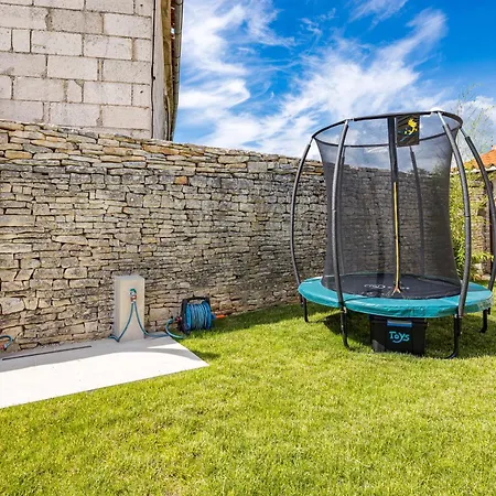 Indigenous House Komez Villa