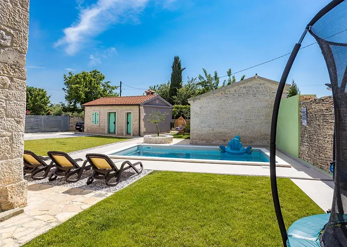 Indigenous House Komez * Štokovci