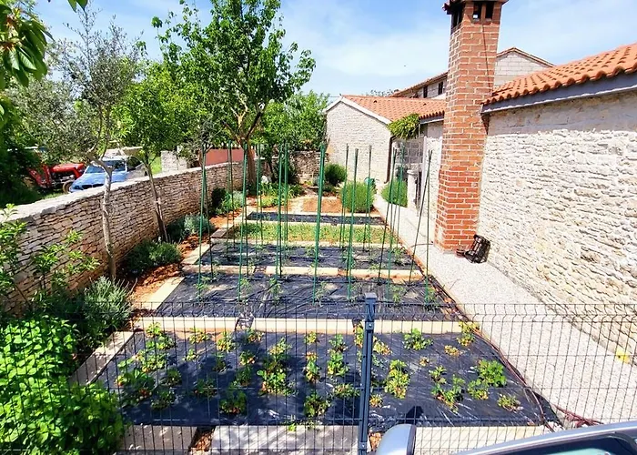 Indigenous House Komez * Štokovci