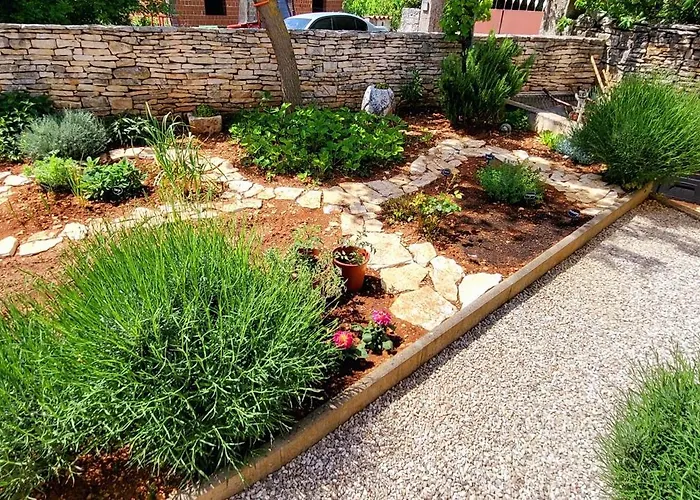 Willa Indigenous House Komez *